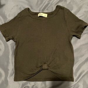 Hollister Ribbed Knot Front Crop Tee